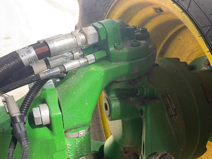 2023-john-deere-s780-image-40