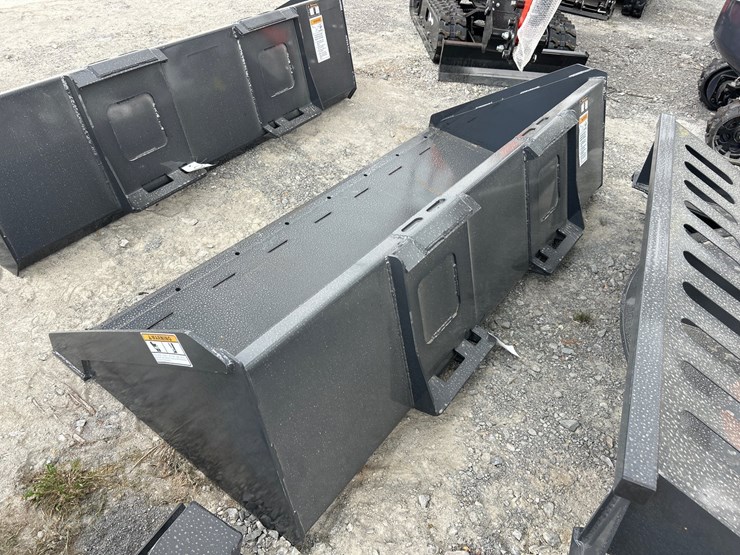 #95-•-unused-82”-skid-steer-smooth-bucket-image-2