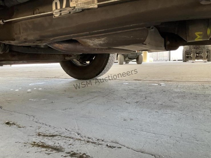 2012-chevrolet-silverado-1500-image-24