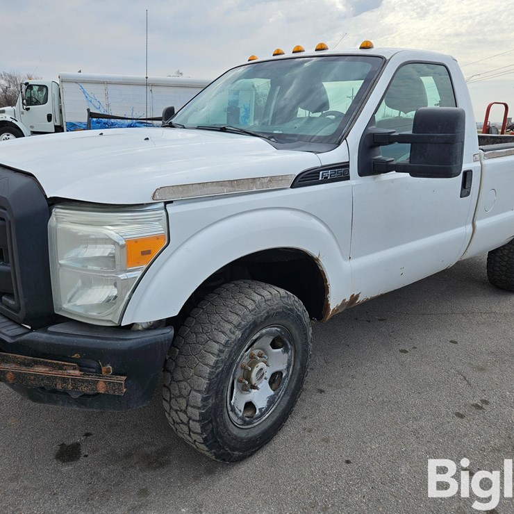 2012 FORD F250 XL