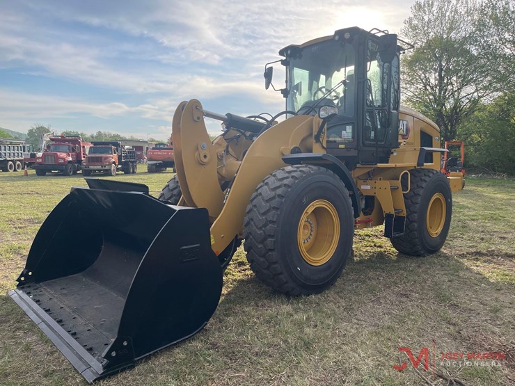 2026-caterpillar-926-image-7