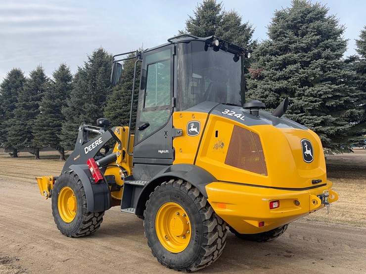 2023-deere-324l-image-7
