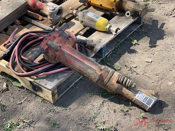 pneumatic-jack-hammer-image-1