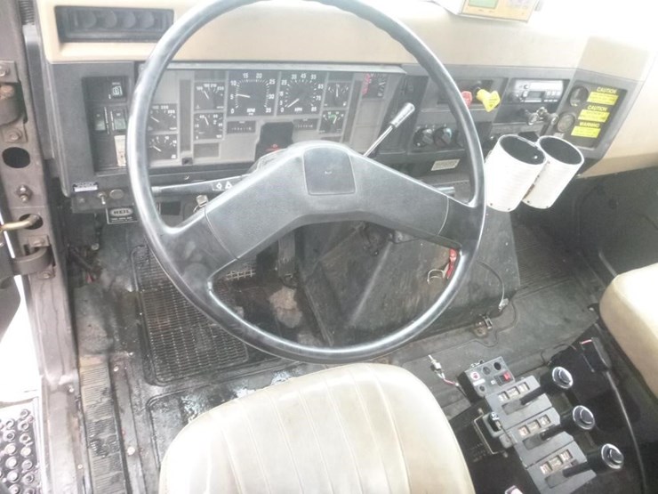 1994-international-4800-image-20