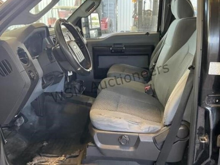 2015-ford-f350-image-22