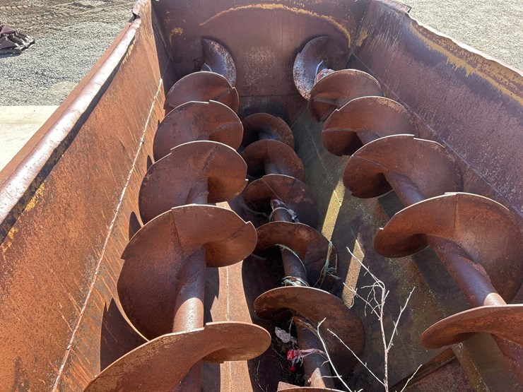 knight-big-auggie-14-image-37