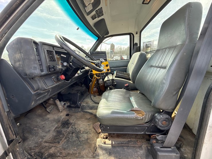 gmc-topkick-c8500-image-43