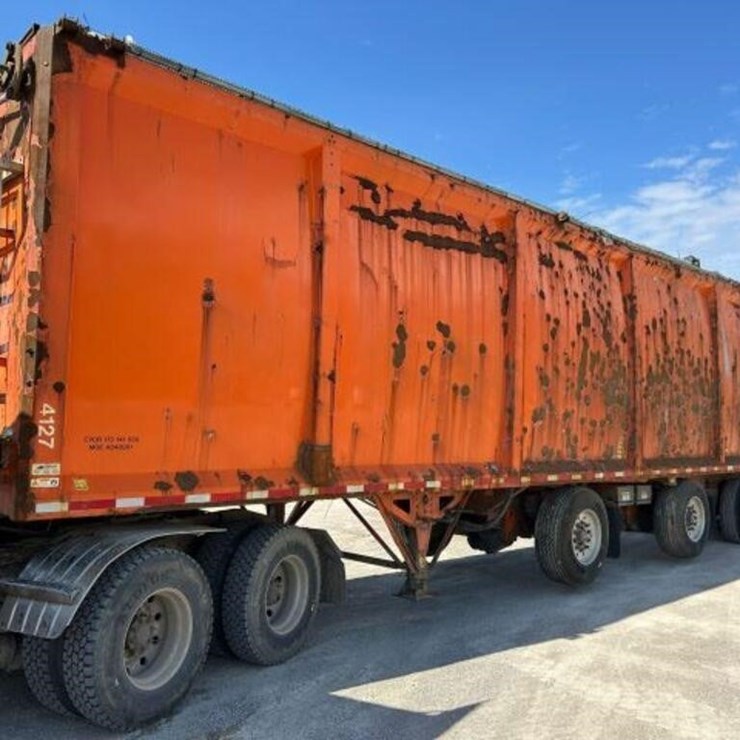 2017 Deloupe 6/Axle Walking Floor Trailer 2D9HN537