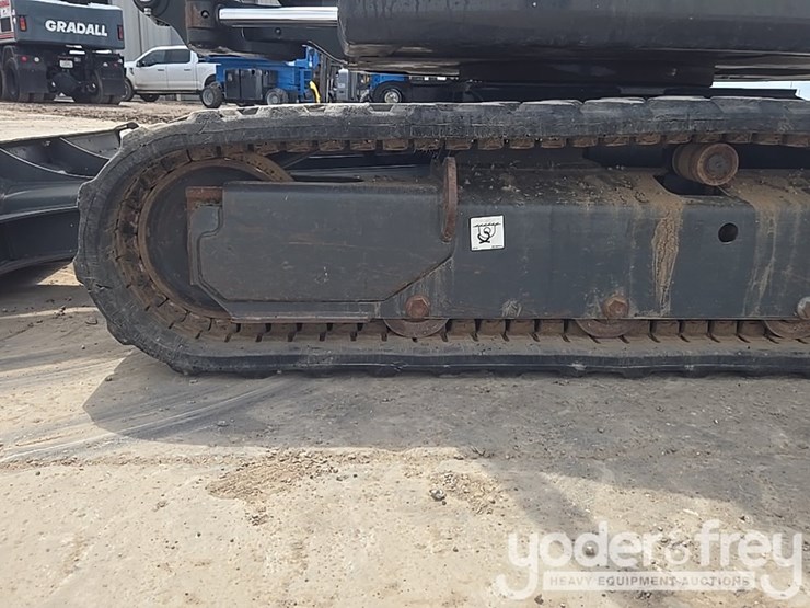 2021-bobcat-e35-image-11