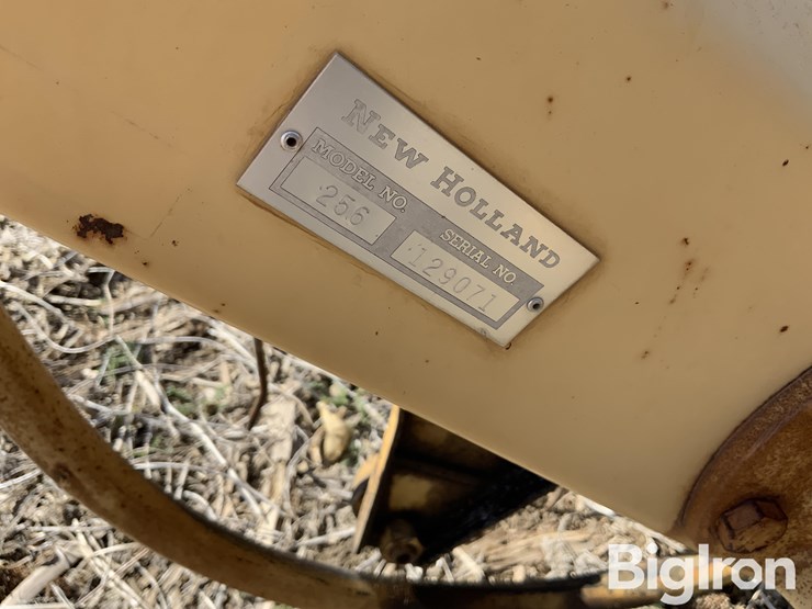 new-holland-256-image-20