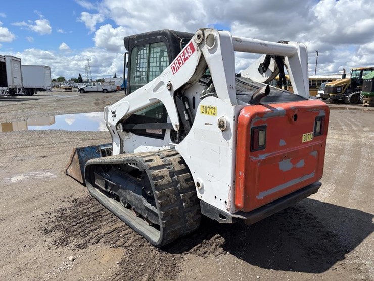 2016-bobcat-t650-image-4