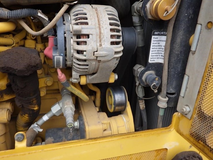 2016-deere-650k-image-24