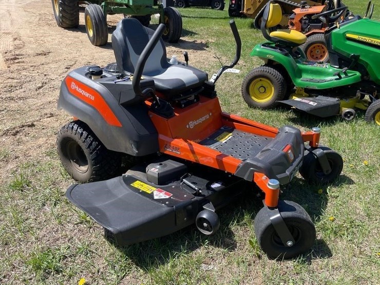 husqvarna-z248f-image-1