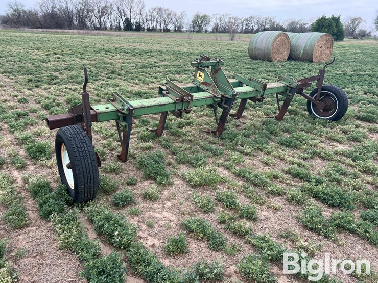 john-deere-5-image-7