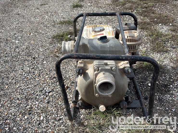 2014-honda-wt30x-image-2