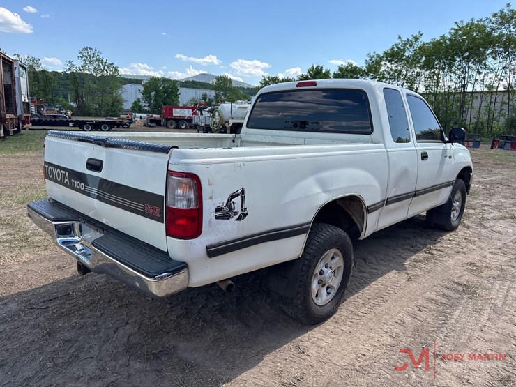 1996-toyota-t100-image-3