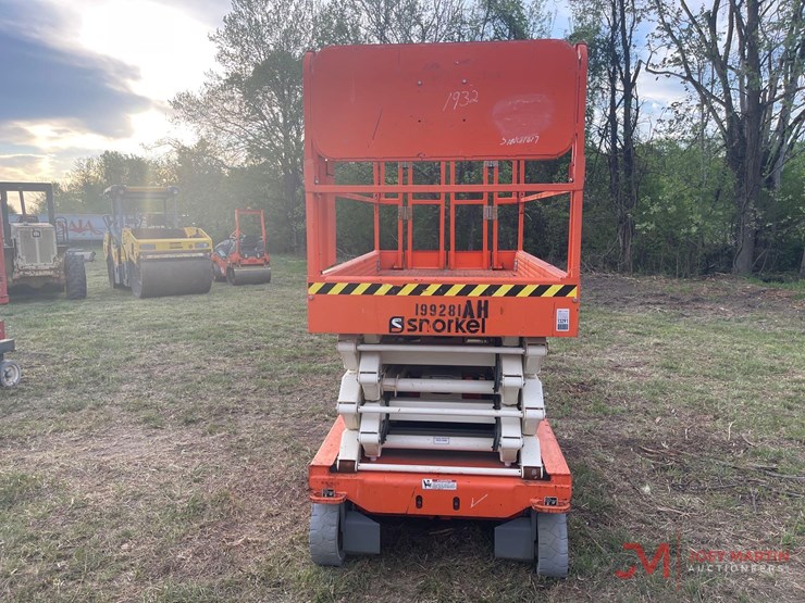 2017-snorkel-s4732e-image-6