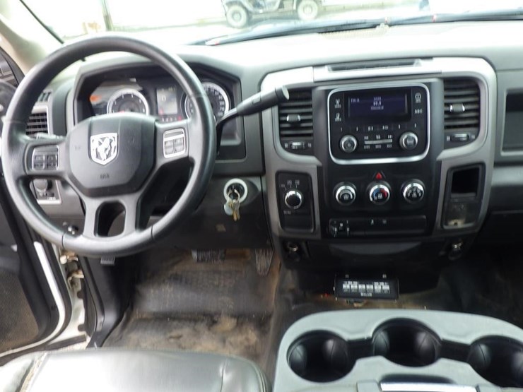 2014-dodge-1500-image-9