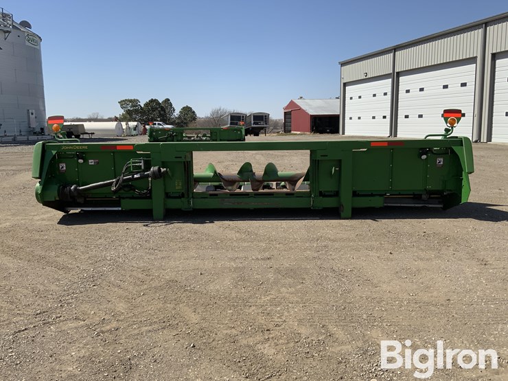 2013-john-deere-608c-image-6