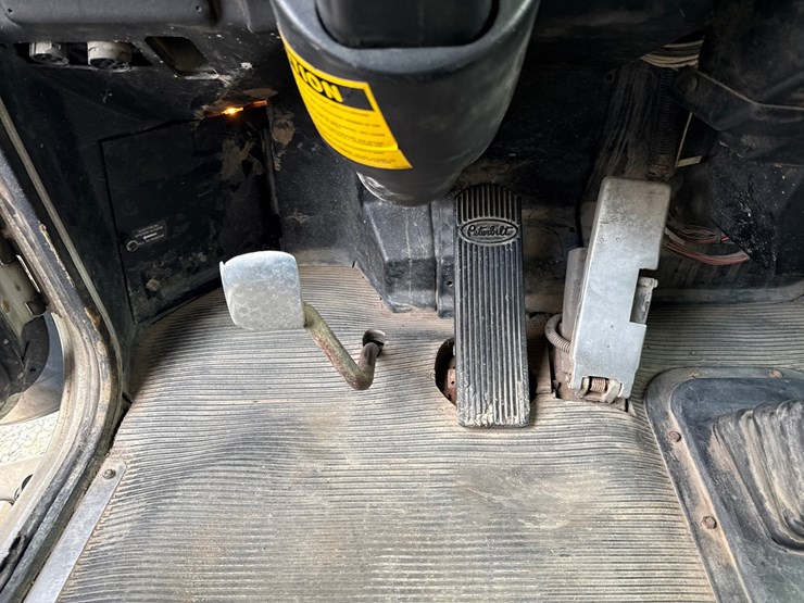 1999-caterpillar-c12-image-53