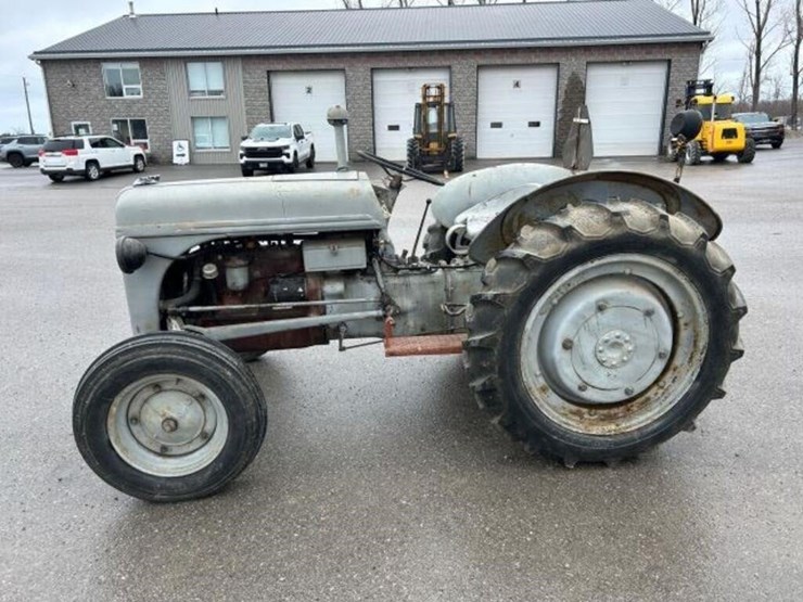 ford-9n-image-8