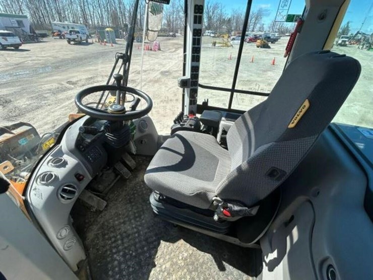 2019-volvo-l60h-image-16