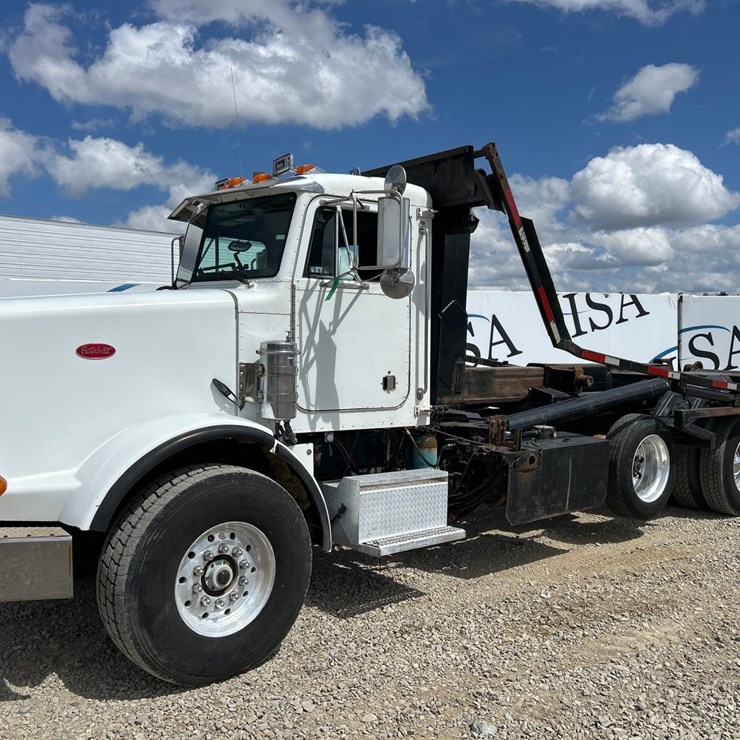 1995 PETERBILT 357