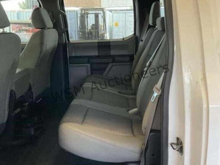 2015-ford-f150-image-26