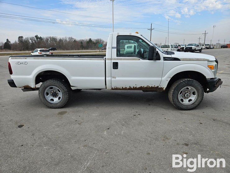 2012-ford-f250-xl-image-4
