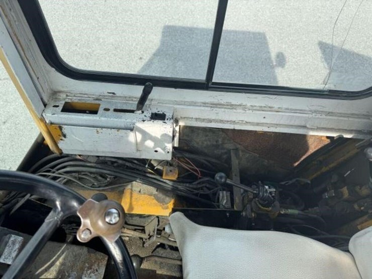 1996-trackless-mt5t-image-21