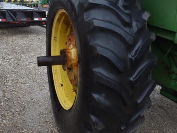 john-deere-4630-image-4