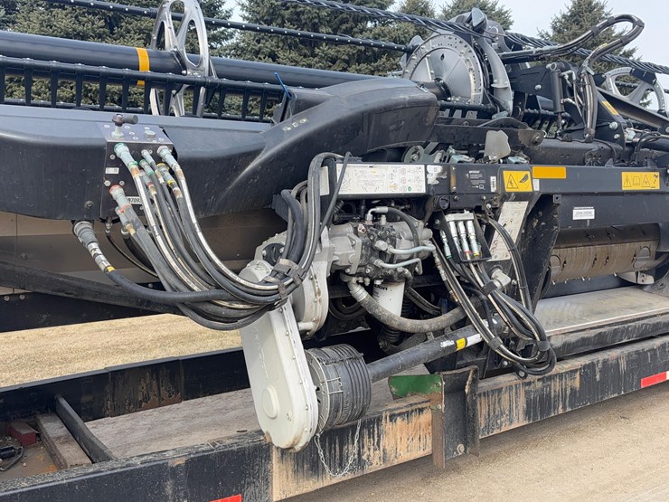 2023-mac-don-fd240-image-14