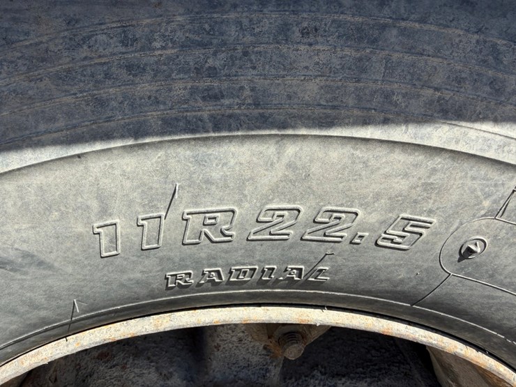 1995-mack-cl713-image-73