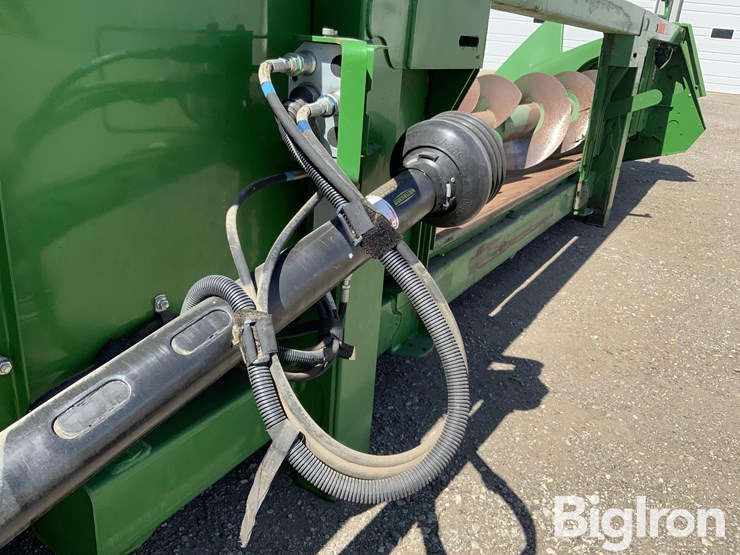 2013-john-deere-608c-image-12