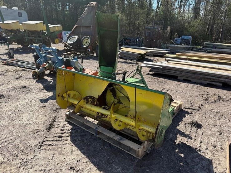 john-deere-666-image-3