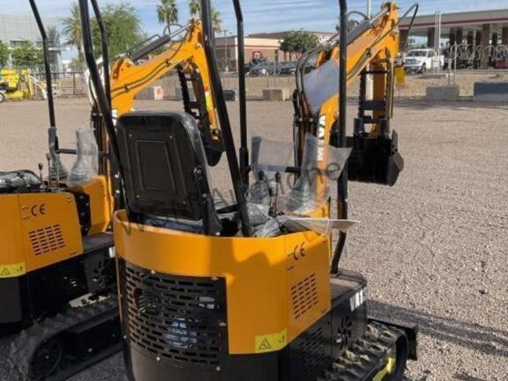 2026-miva-13-mini-excavator-image-4
