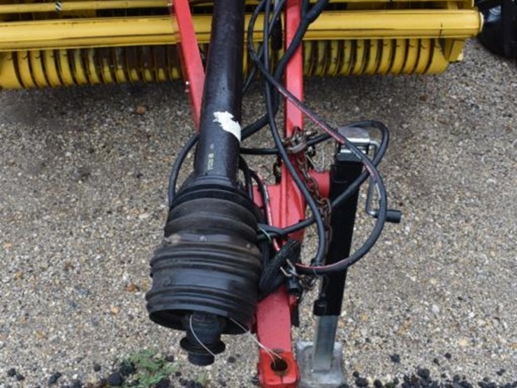 new-holland-roll-belt-560-image-3