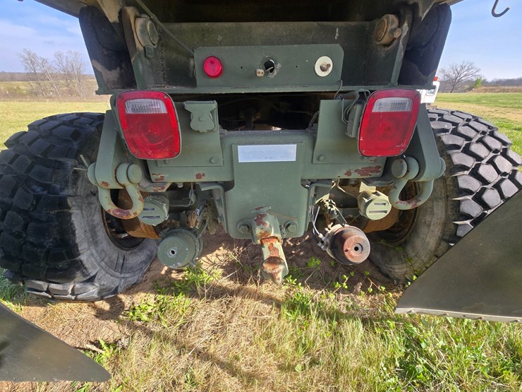 #23785-•-1979-am-general-dumptruck-(nonrunner)-image-64