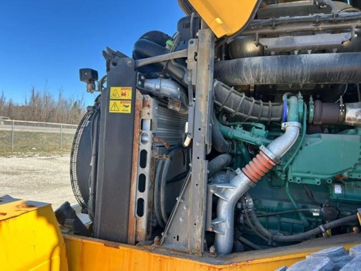 2019-volvo-l60h-image-32