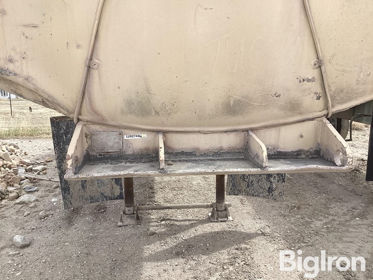 1965-fruehauf-trailer-image-12