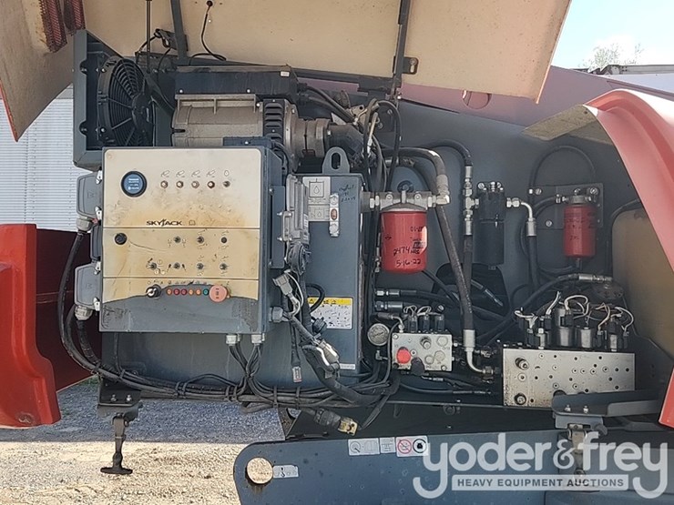 2016-skyjack-sj61t-image-31