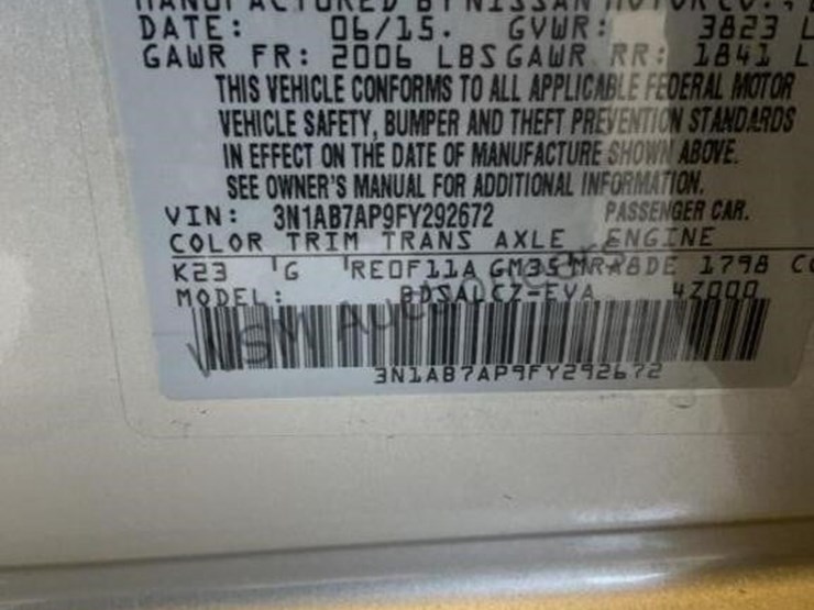 2015-nissan-sentra-sdn-image-14