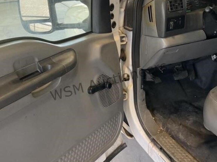 2003-ford-f350-image-23