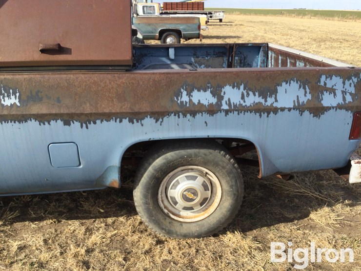 1985-chevrolet-custom-deluxe-image-11