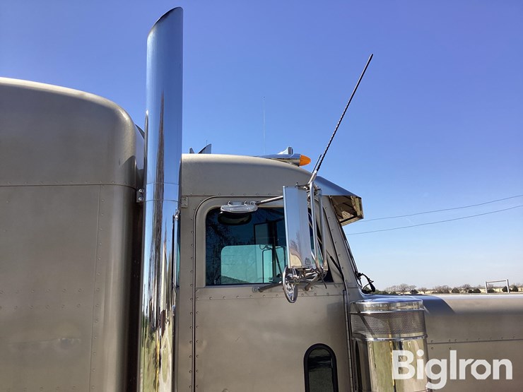 1999-peterbilt-379-image-14
