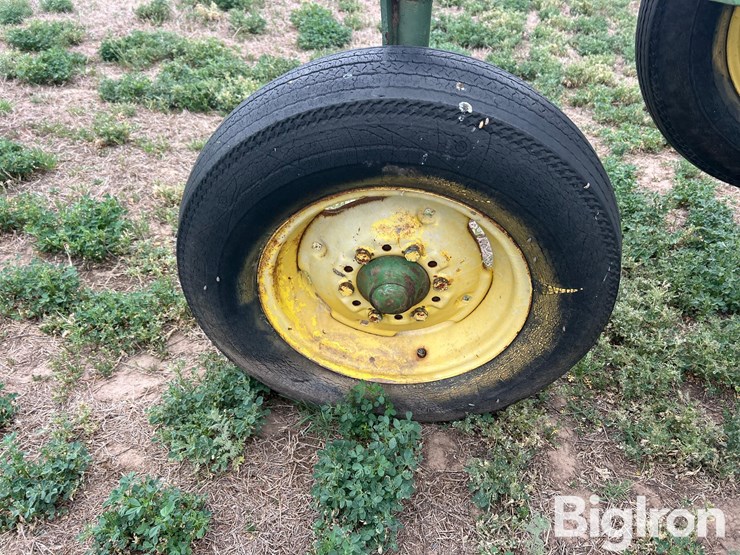 john-deere-f1350-image-12