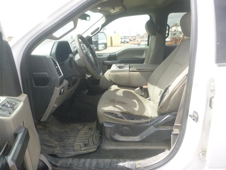 2017-ford-f450-image-12