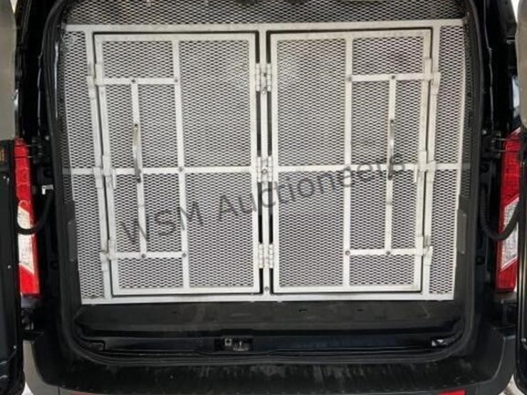 2021-ford-transit-image-10