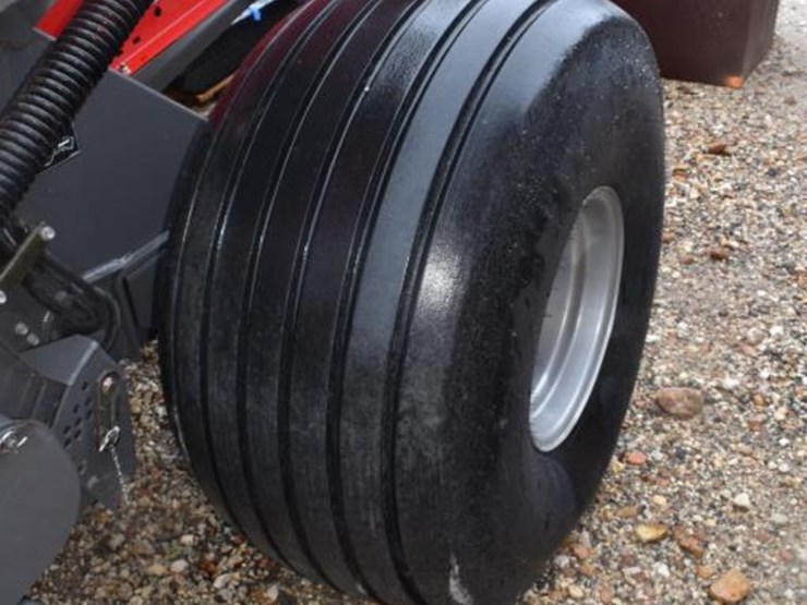 massey-ferguson-2946-image-10