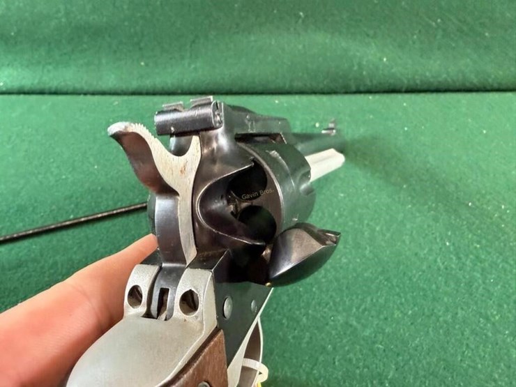 ruger-new-model-blackhawk-45cal-revolver-image-14